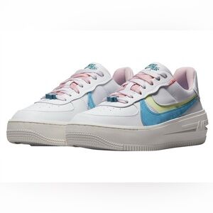 Women's Nike Air Force 1 PLT.AF.ORM Low